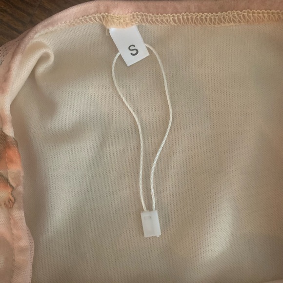 NWOT Angel print bodycon mini skirt - Picture 5 of 7